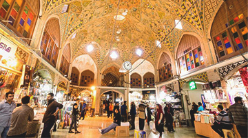 Shopping in Iranian Traditional Bazaar