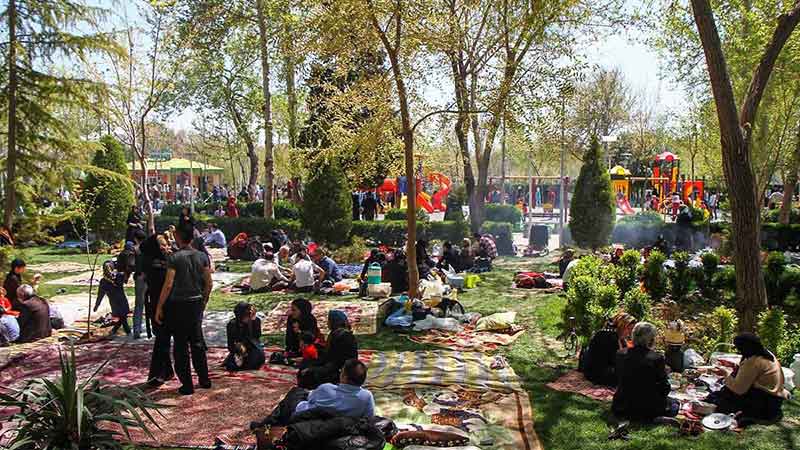 Persian Festivals: Sizdah Bedar