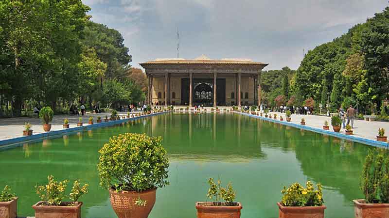 things to do in Isfahan: Chehel Sotoun Palace