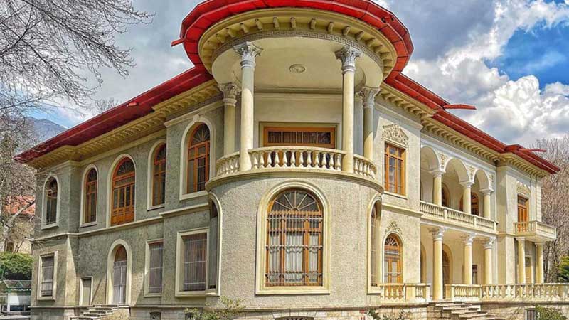 Shams Palace: A Blend of Styles
