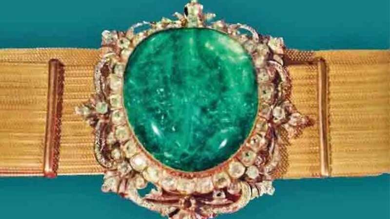 Why Visit the Iran National Jewels Museum?