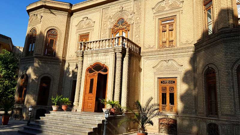 Abgineh Museum's Popularity Among Tourists