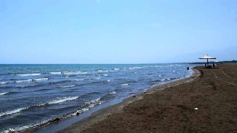 the Caspian Sea beaches for Swimming